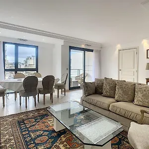 Апарт-отель Carlton Riviera, Канны