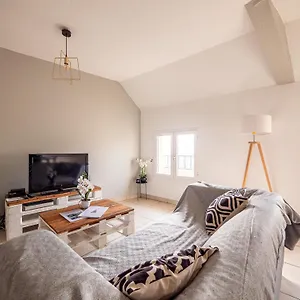 https://appartement-chaleureux-avec-2-grandes-chambres.hotels-rhonealpes.com