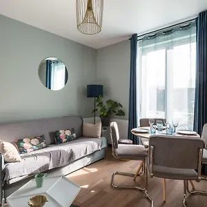 https://cosy-t2-gare-intra-muros-plage-a-proximite.inbrittany.com